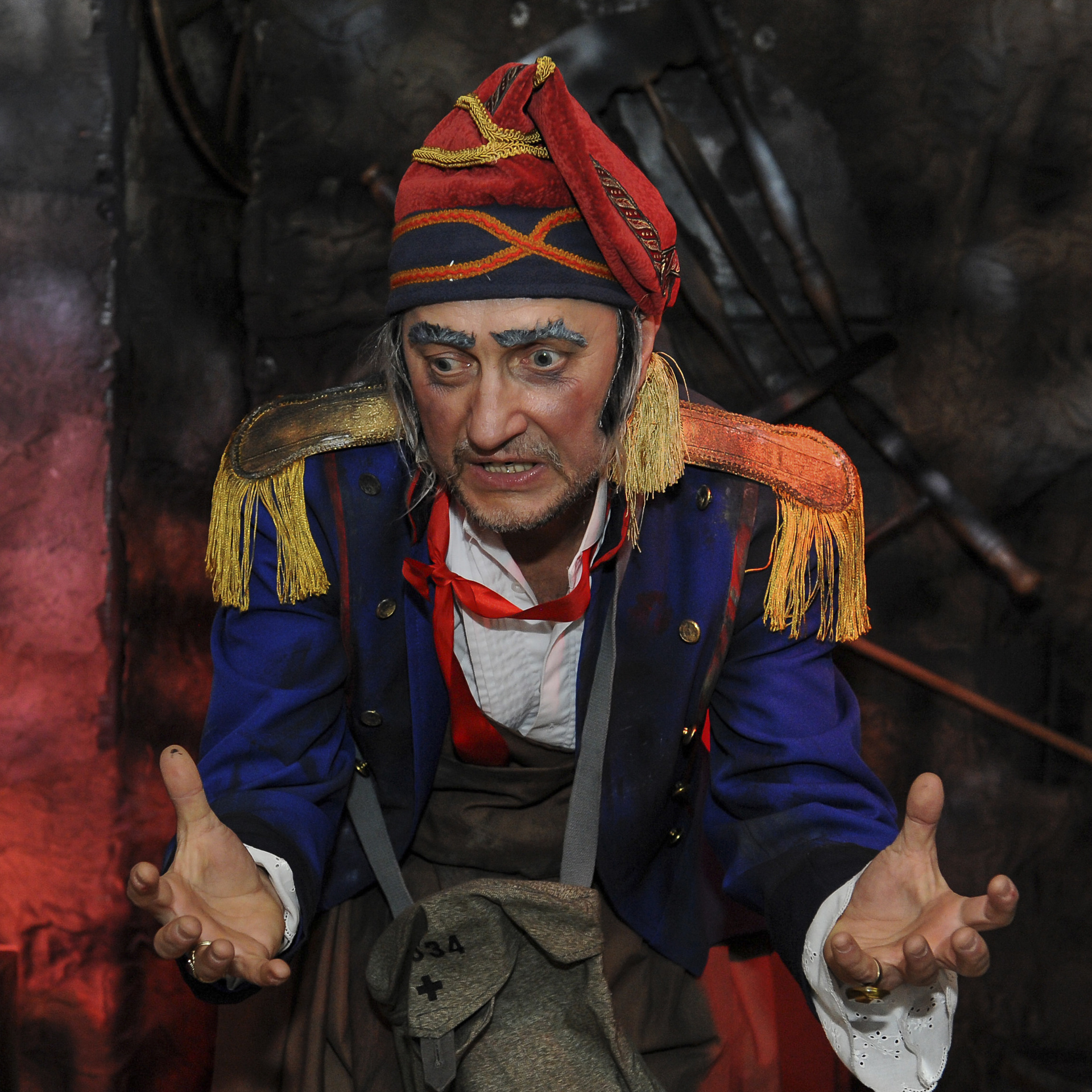 2012, "Отверженные": Тенардье, Грантер, Мастер.