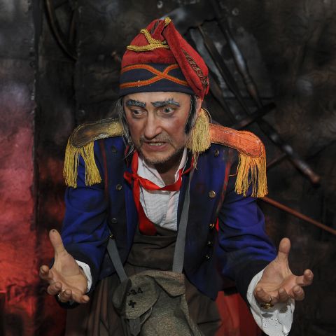 2012, "Отверженные": Тенардье, Грантер, Мастер.