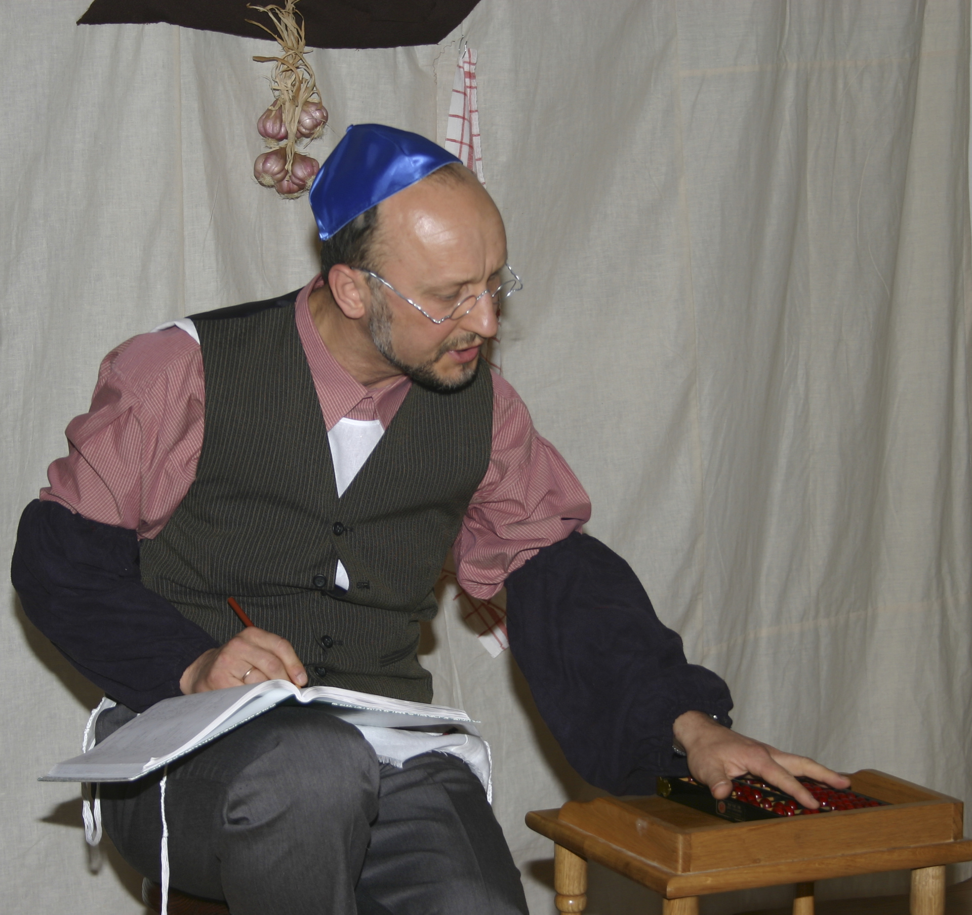2005, "Скрипач на свадьбе": Айзик